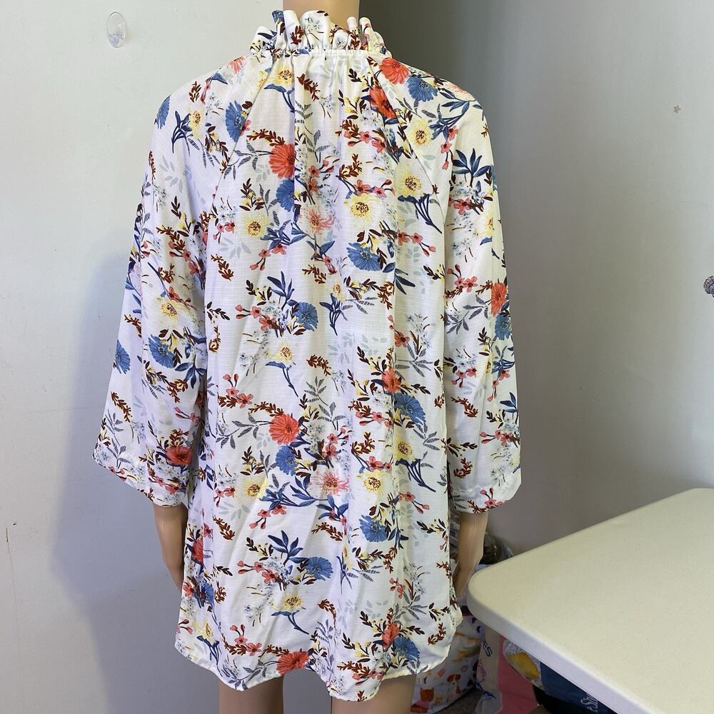 SimplyNoelle White Floral Blouse Women L/XL(12-14) Ruffle Round Neck Cottagecore - Picture 7 of 7